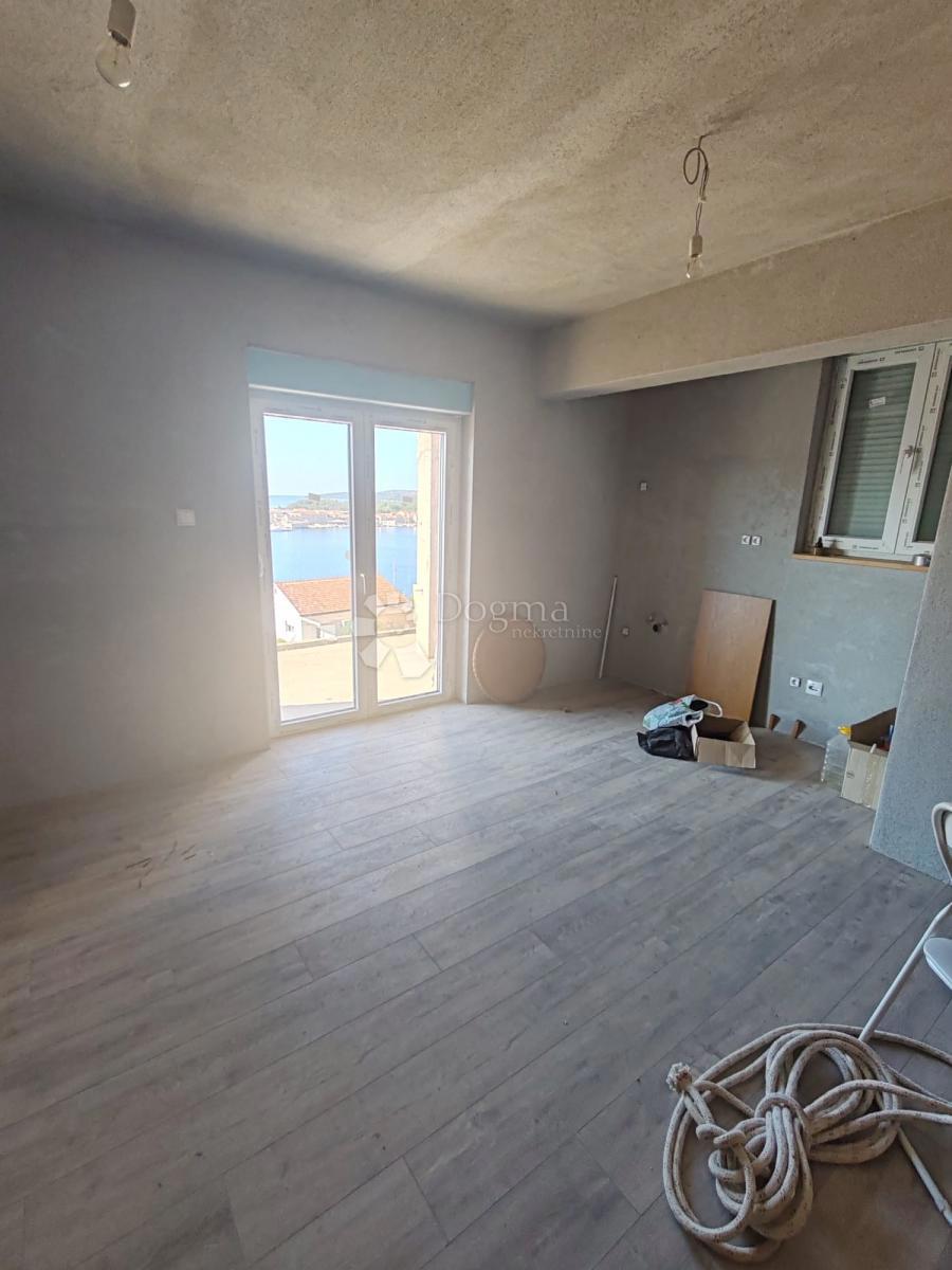 Hiša Brodarica, Šibenik - Okolica, 390m2