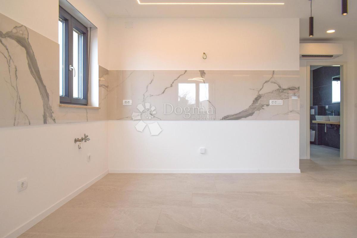 Stanovanje Umag, 81m2