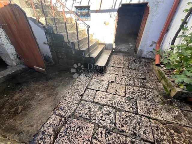 Hiša Grižane-Belgrad, Vinodolska Općina, 92m2