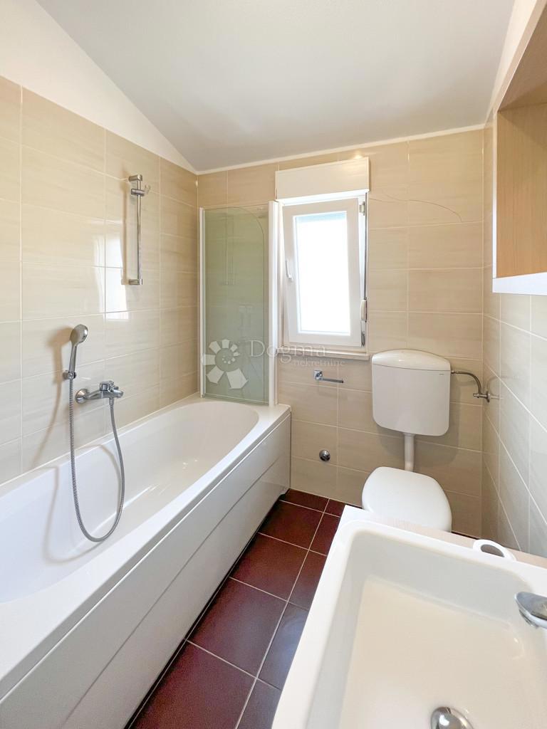 Stanovanje Trogir, 50,14m2