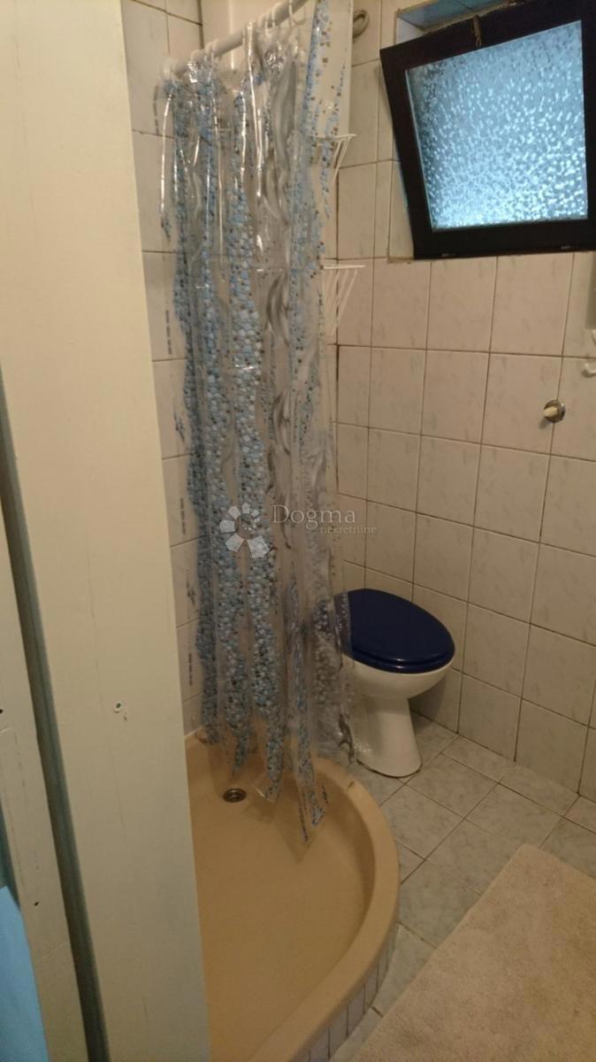 Hiša Centar, Sisak, 255m2