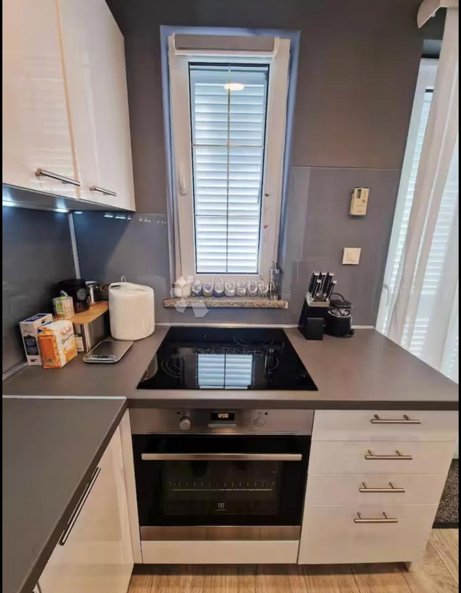 Stanovanje Mandre, Kolan, 53m2