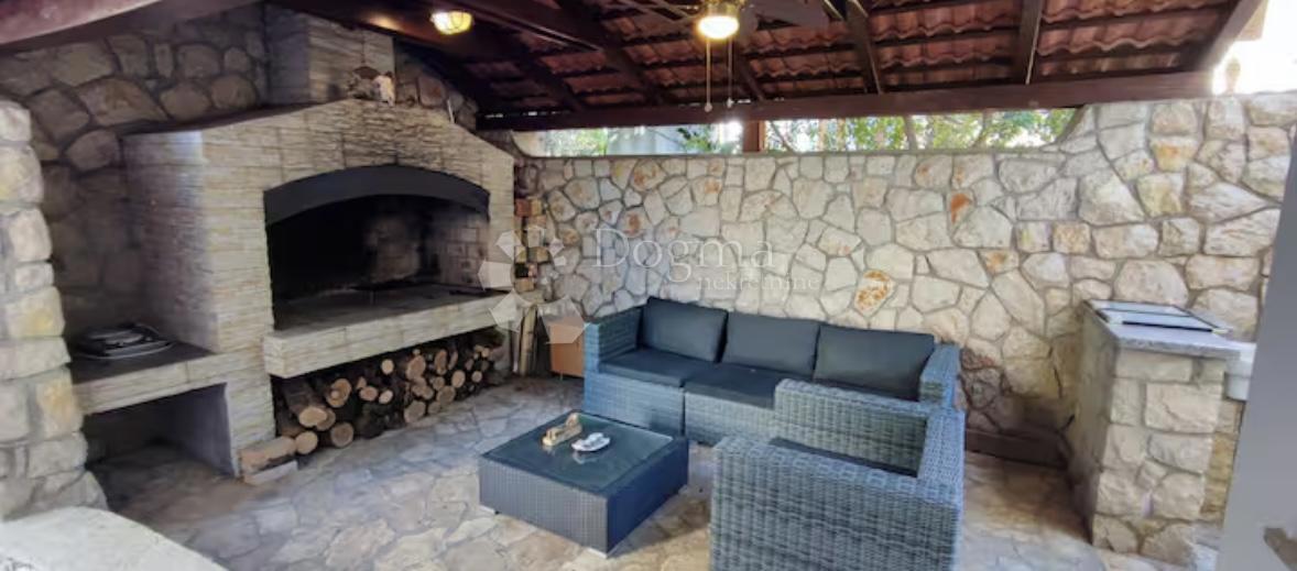 Stanovanje Mandre, Kolan, 53m2