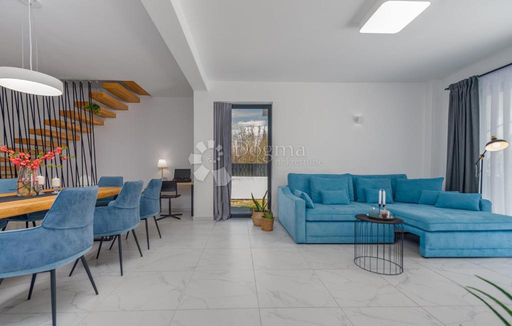 Hiša Privlaka, 220m2