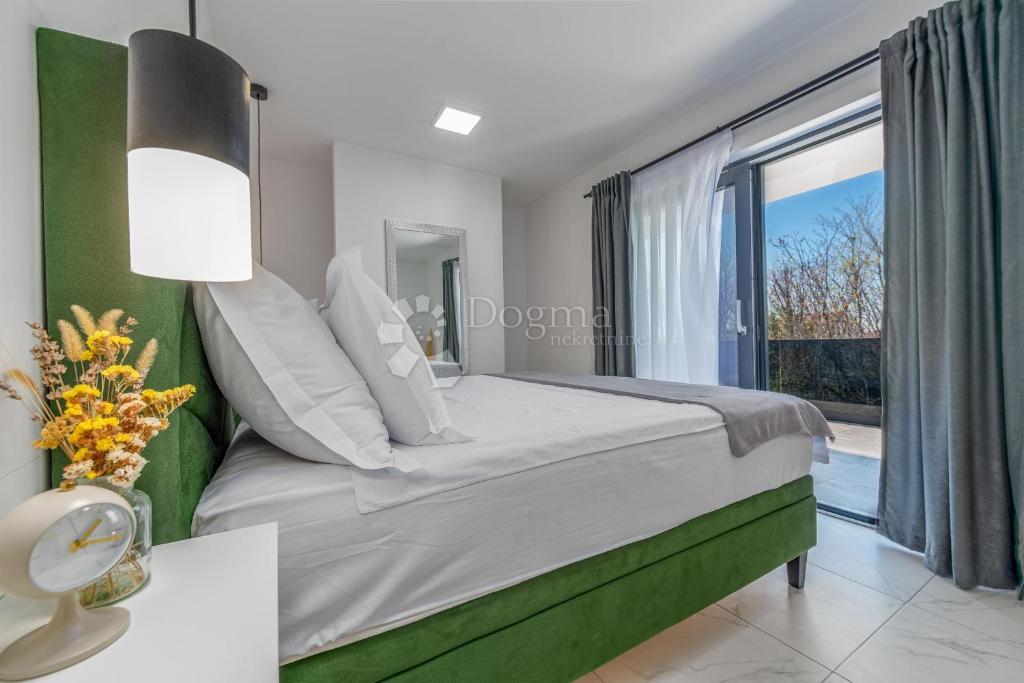 Hiša Privlaka, 220m2