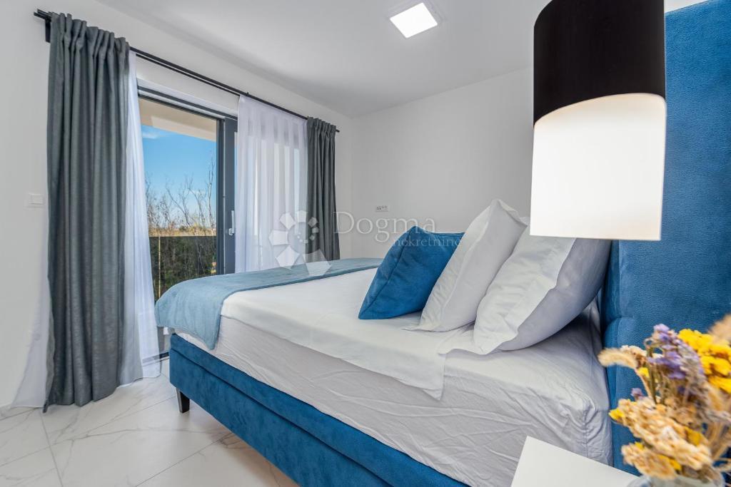 Hiša Privlaka, 220m2