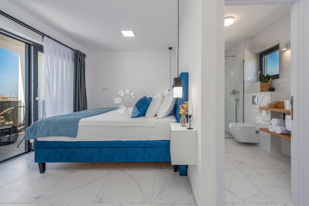 Hiša Privlaka, 220m2