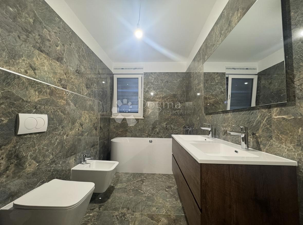 Stanovanje Čavle, 120m2