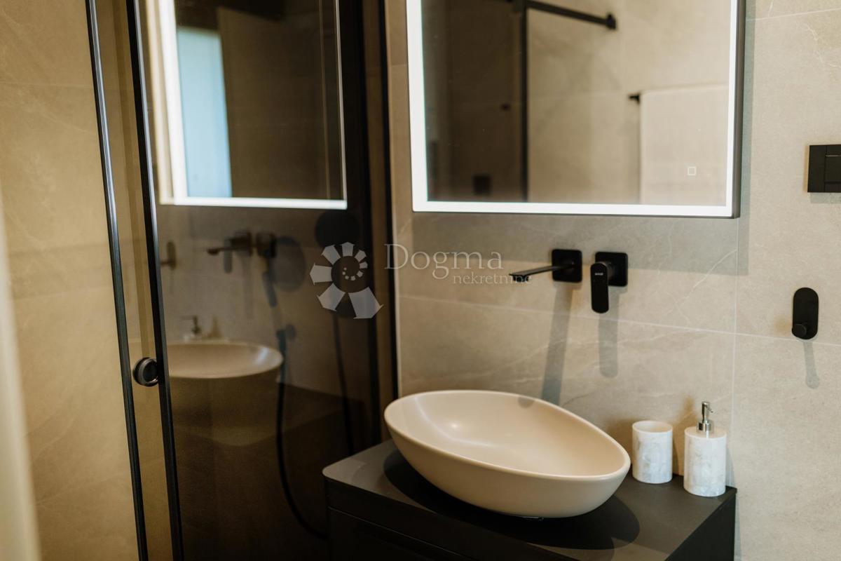 Hiša Tar, Tar-Vabriga, 110m2