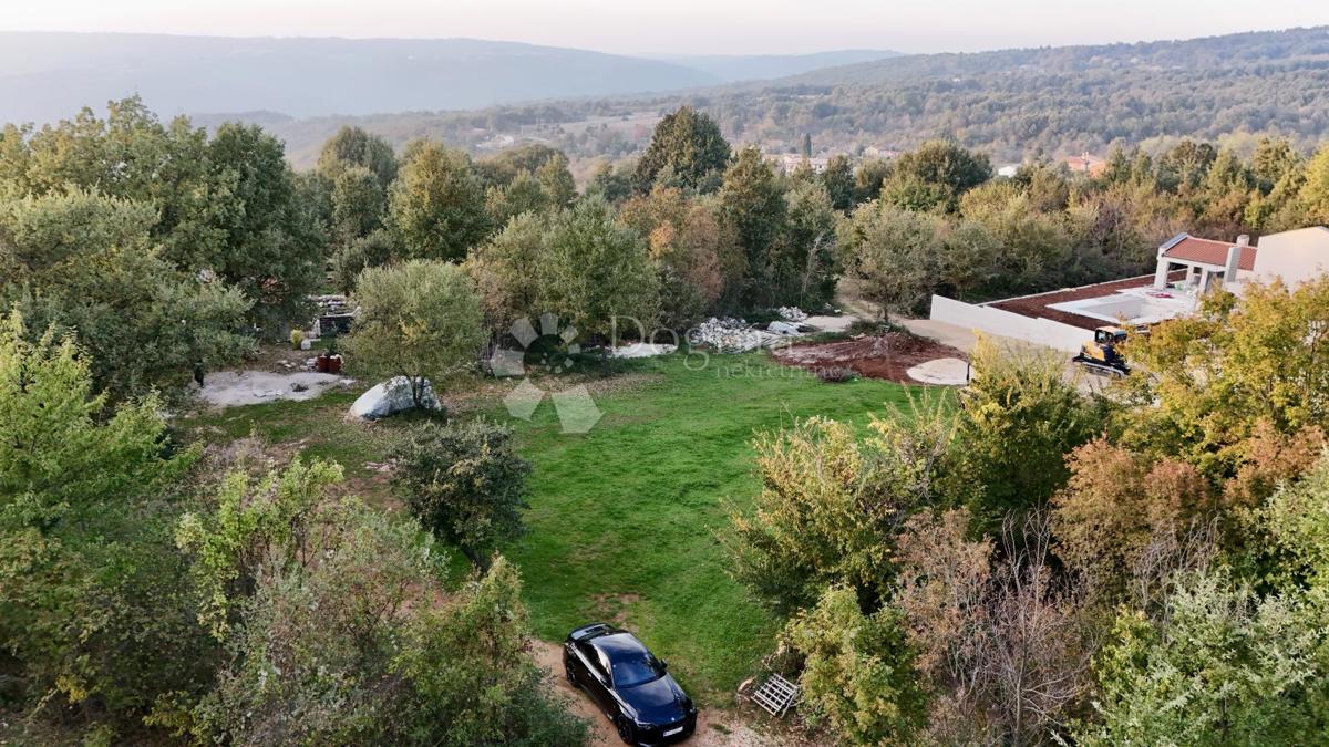 Zemljišče Labin, 1.780m2