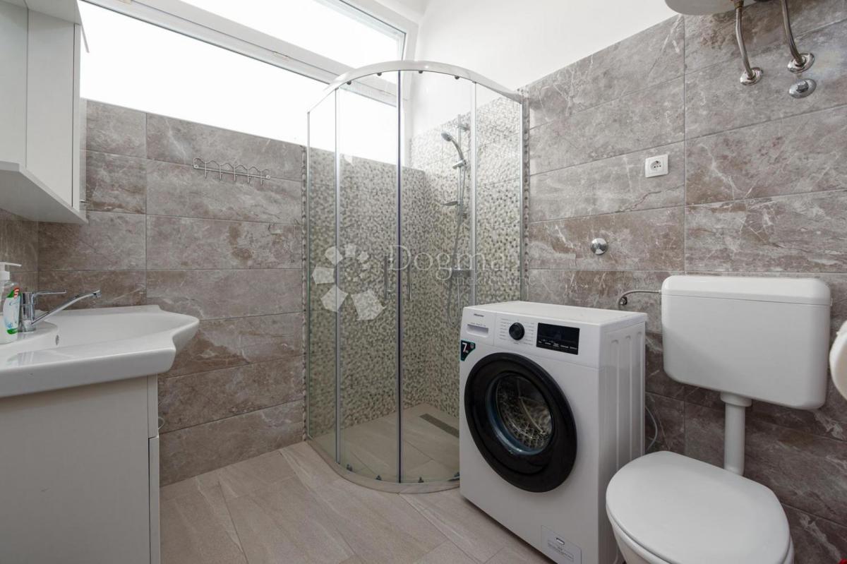 Hiša Donje Biljane, Benkovac, 1.600m2