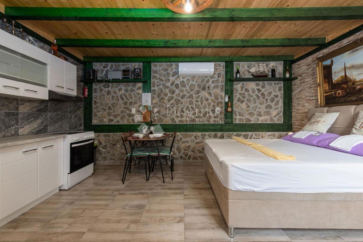 Hiša Donje Biljane, Benkovac, 1.600m2