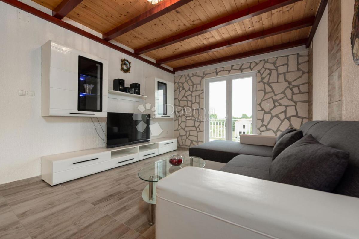 Hiša Donje Biljane, Benkovac, 1.600m2