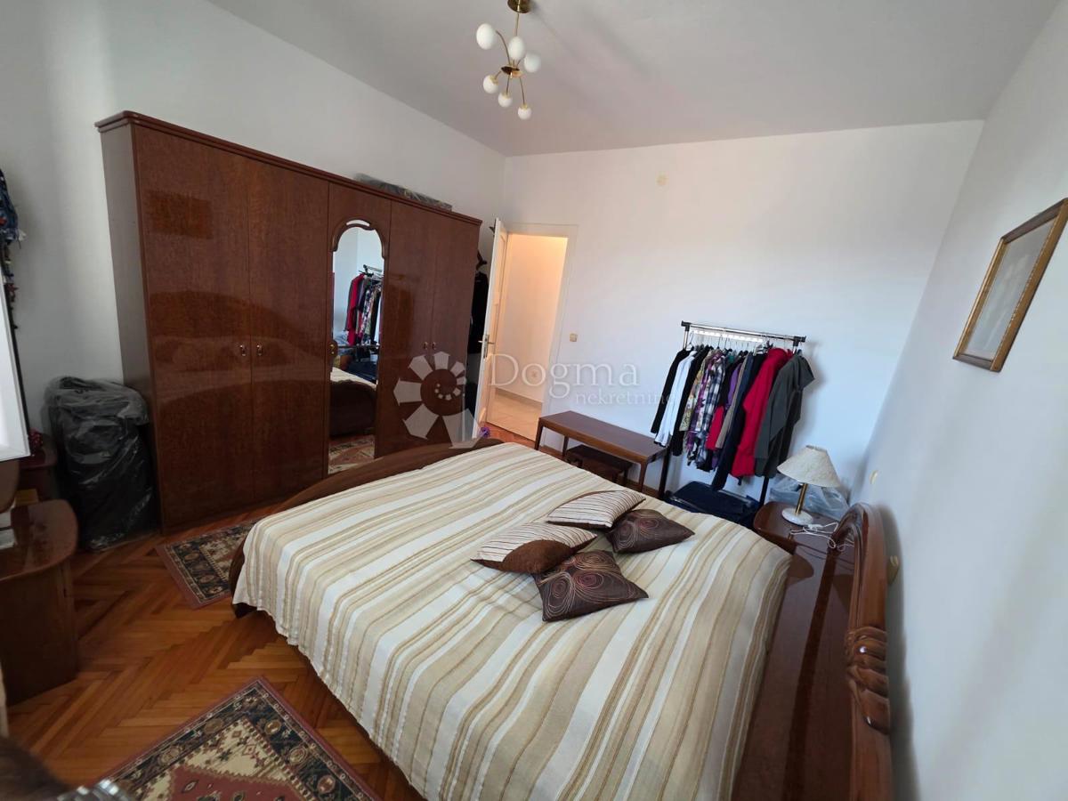 ŠIBENIK - 2 HIŠI V CENTRU MESTA! ODLIČNA PRILOŽNOST