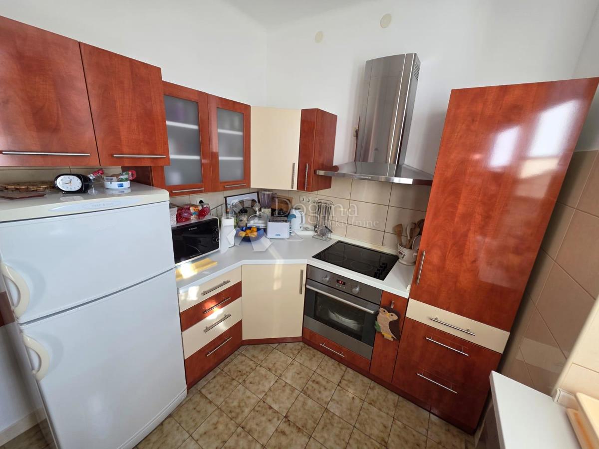 ŠIBENIK - 2 HIŠI V CENTRU MESTA! ODLIČNA PRILOŽNOST