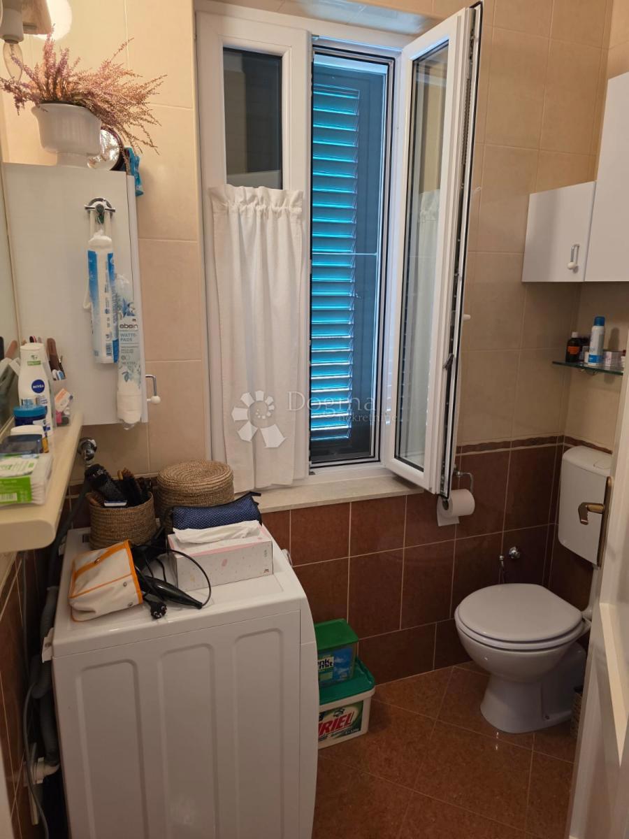 ŠIBENIK - 2 HIŠI V CENTRU MESTA! ODLIČNA PRILOŽNOST