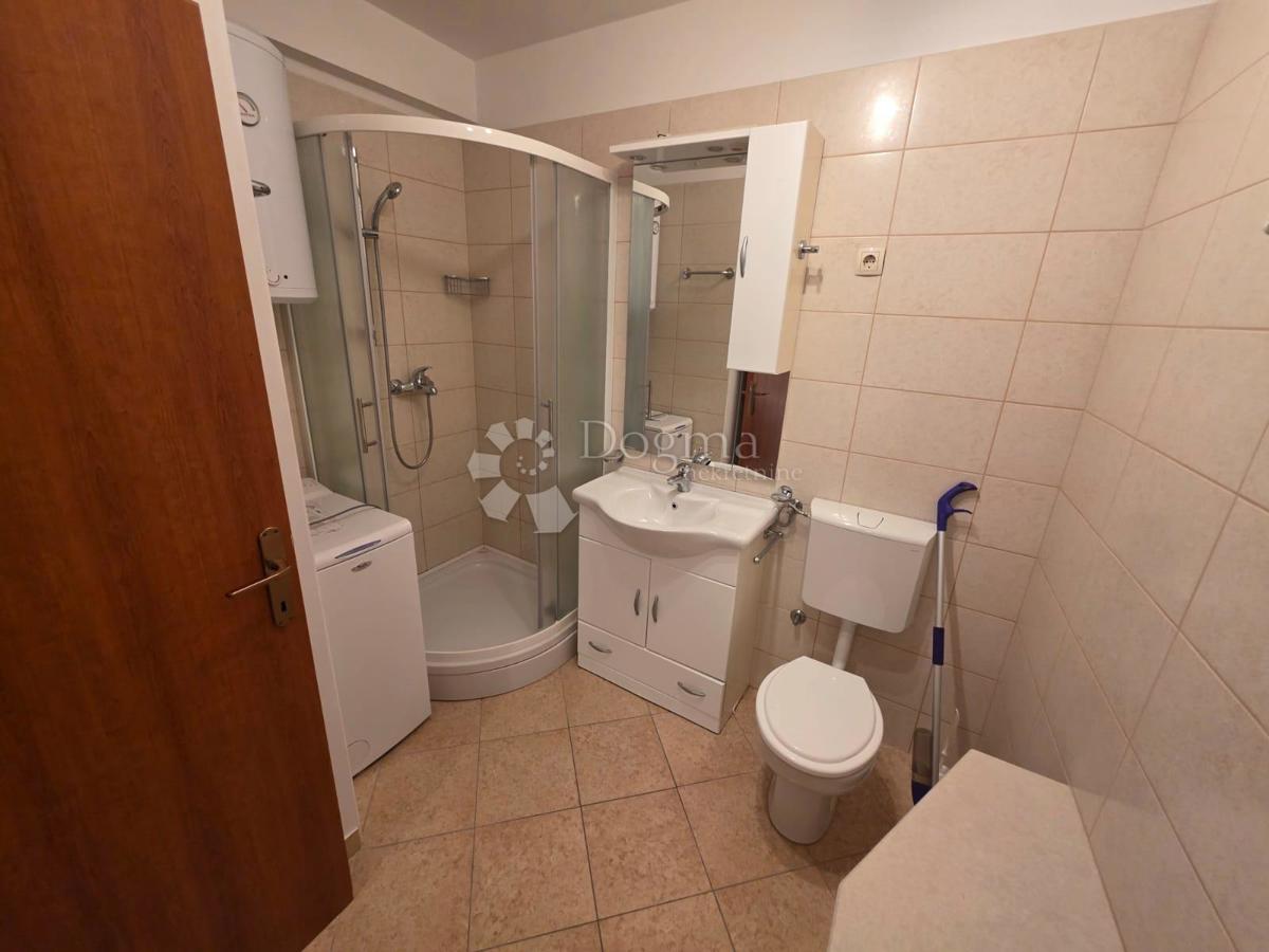 ŠIBENIK - 2 HIŠI V CENTRU MESTA! ODLIČNA PRILOŽNOST