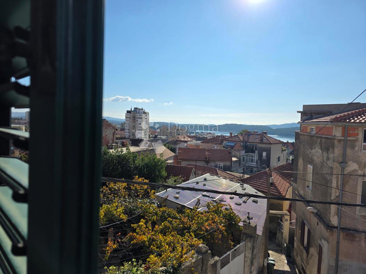 ŠIBENIK - 2 HIŠI V CENTRU MESTA! ODLIČNA PRILOŽNOST