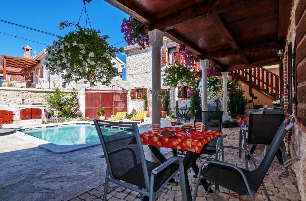 Hiša Arbanasi, Zadar, 285m2