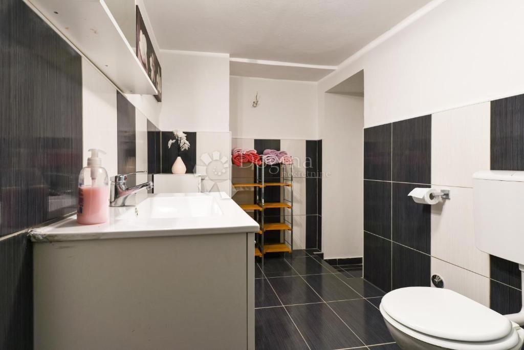 Hiša Arbanasi, Zadar, 285m2