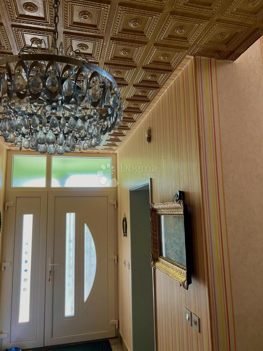 Hiša Negoslavci, 220m2