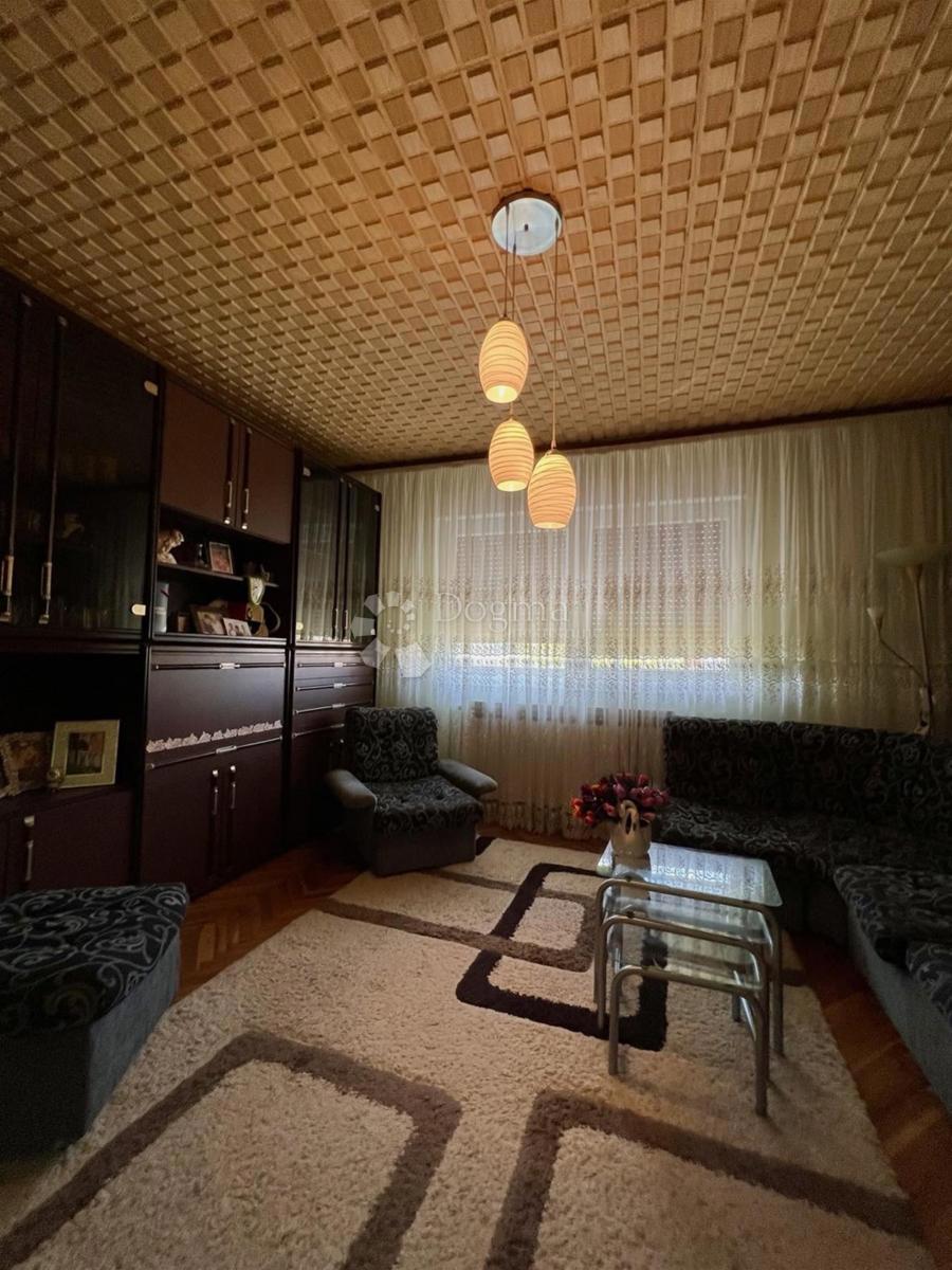 Hiša Negoslavci, 220m2