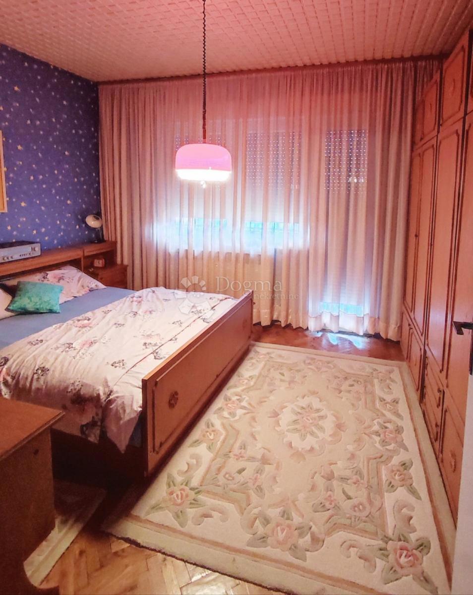 Hiša Negoslavci, 220m2