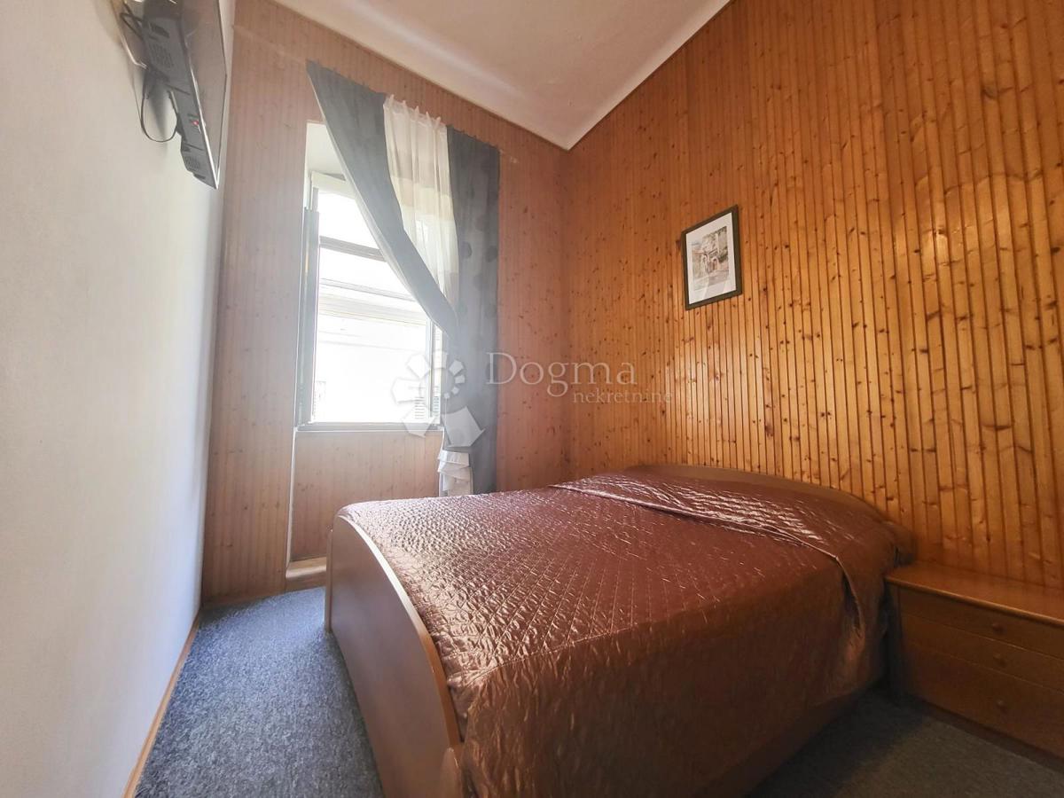 Stanovanje Centar, Pula, 70m2