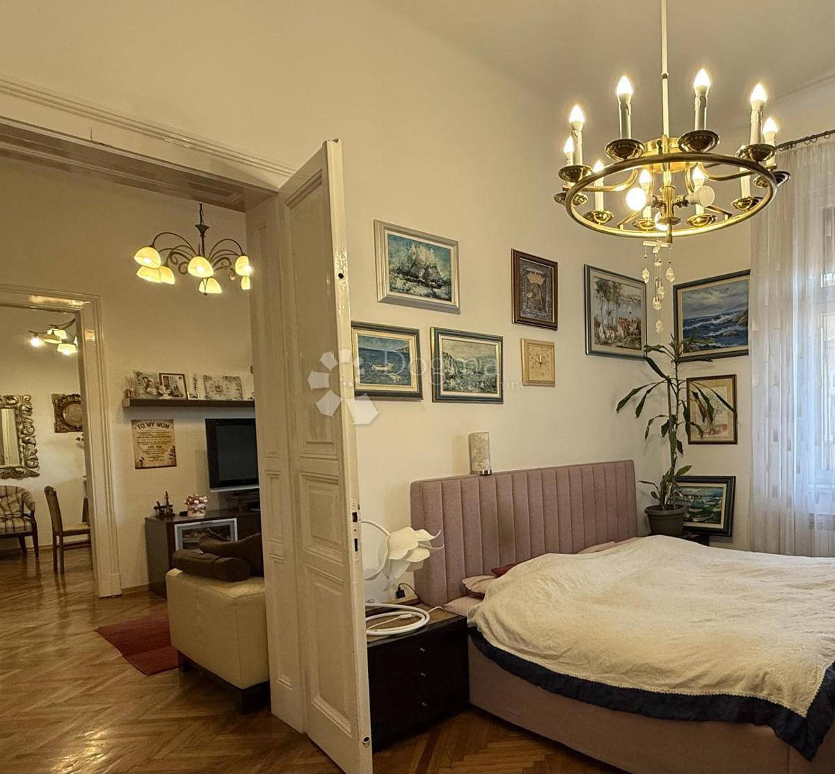 Meščanski biser na Kaptolu