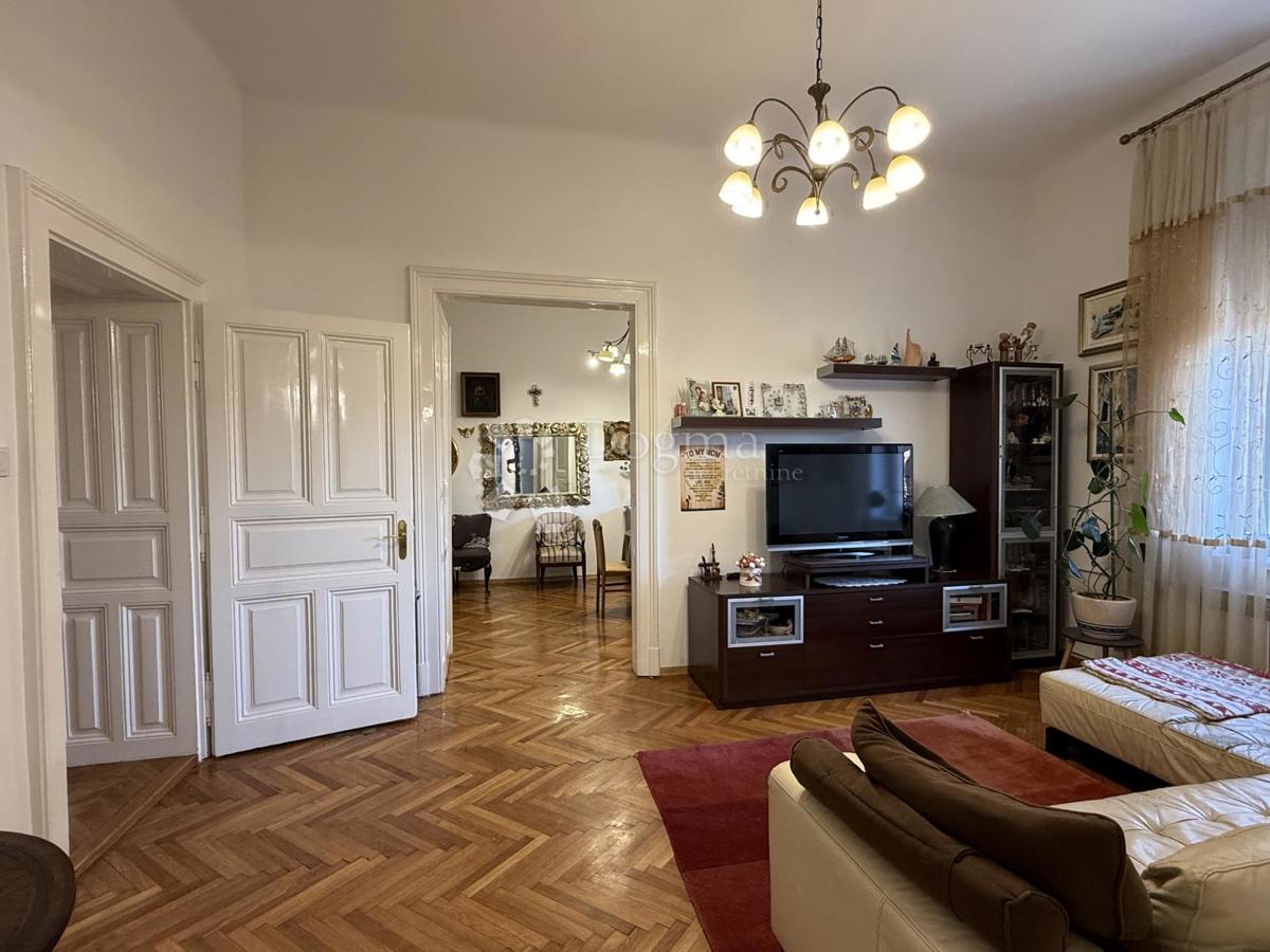 Meščanski biser na Kaptolu