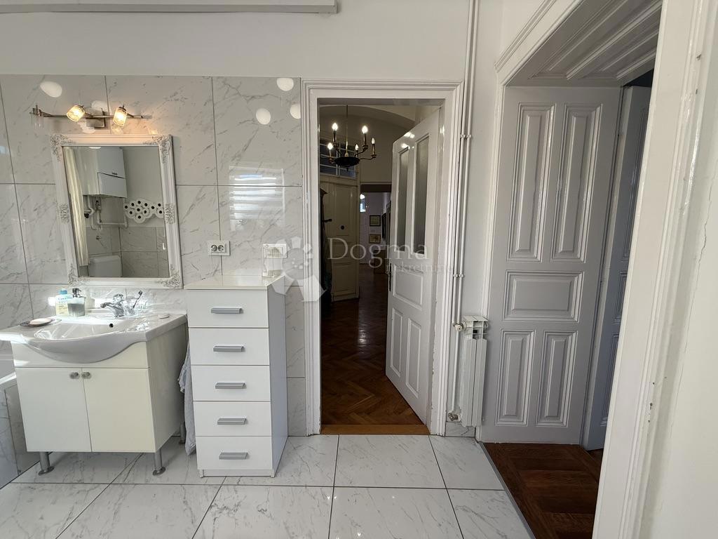 Meščanski biser na Kaptolu