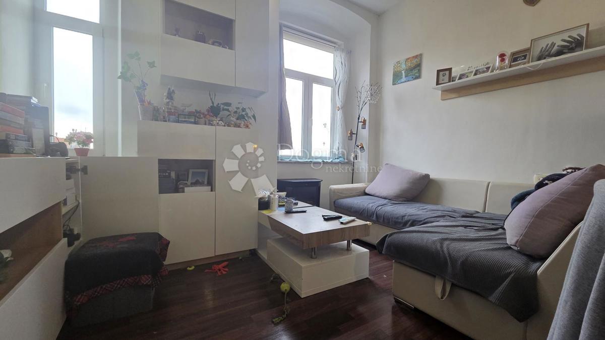 Stanovanje Centar, Rijeka, 65,55m2