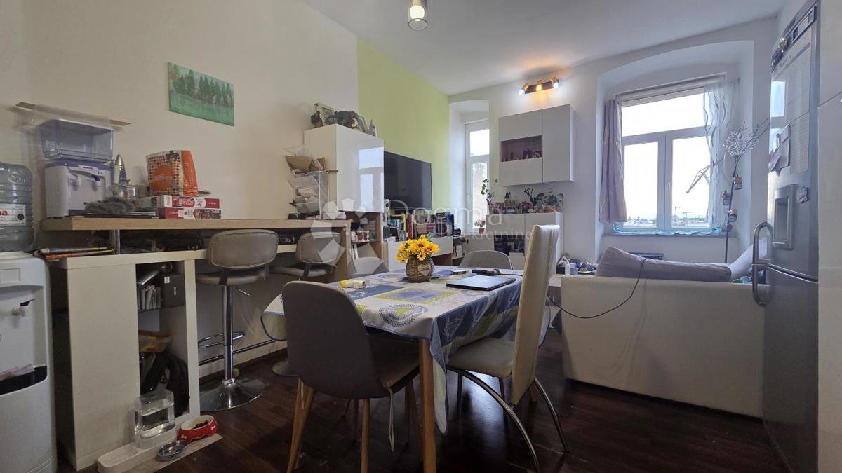Stanovanje Centar, Rijeka, 65,55m2