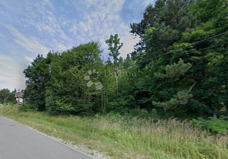Zazidljivo zemljišče Vrata, Fužine, 10.000m2