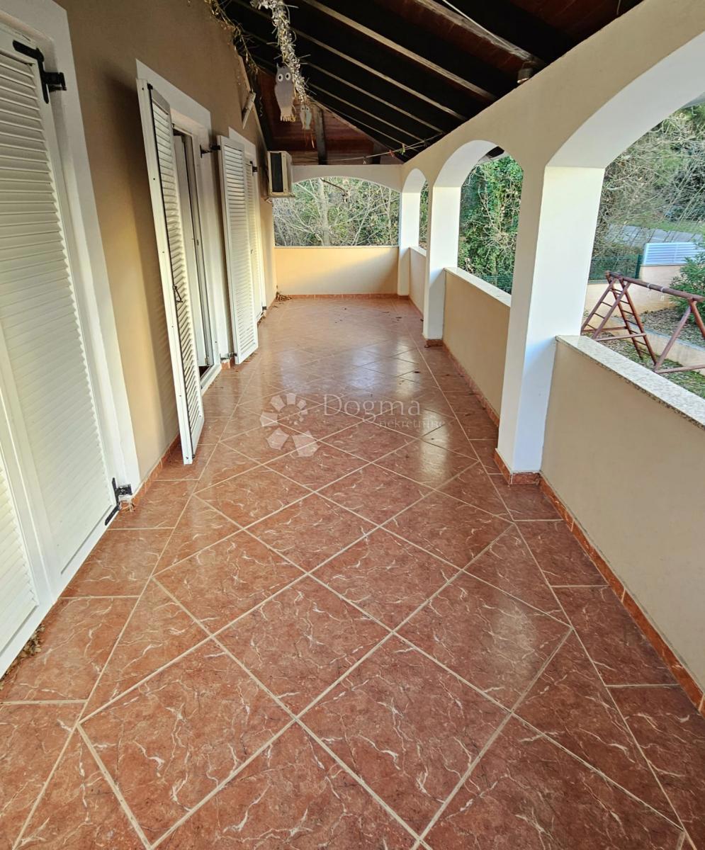 Hiša Duga Uvala, Marčana, 409m2