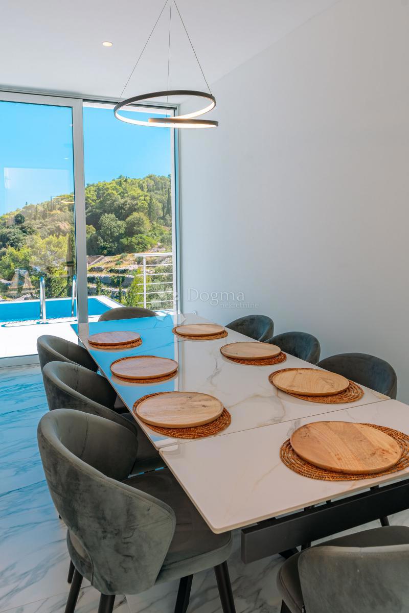 Hiša Žrnovo, Korčula, 360m2