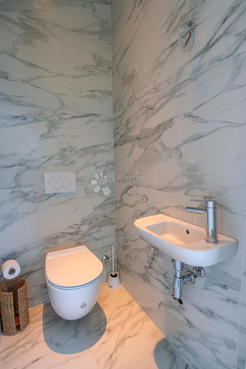 Hiša Žrnovo, Korčula, 360m2