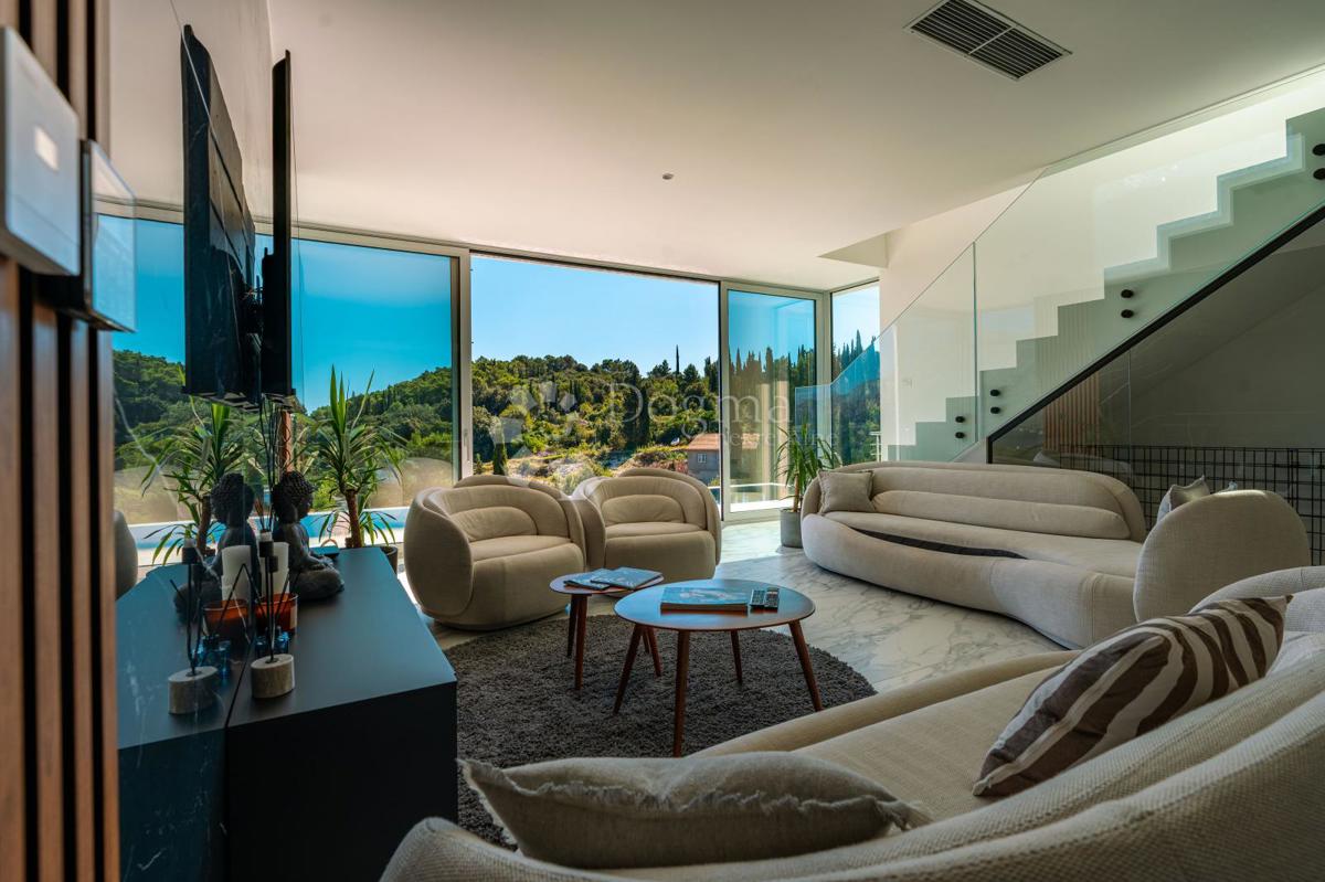 Hiša Žrnovo, Korčula, 360m2