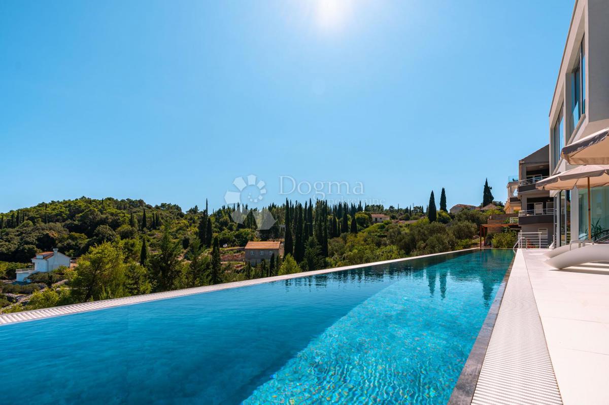 Hiša Žrnovo, Korčula, 360m2