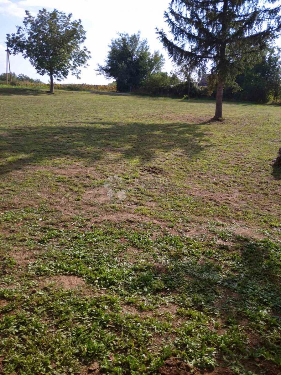 Zazidljivo zemljišče Beli Manastir, 2.036m2