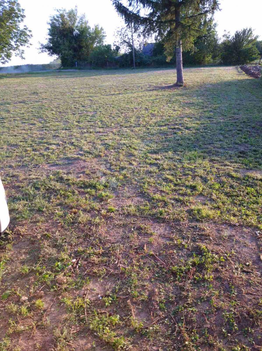 Zazidljivo zemljišče Beli Manastir, 2.036m2