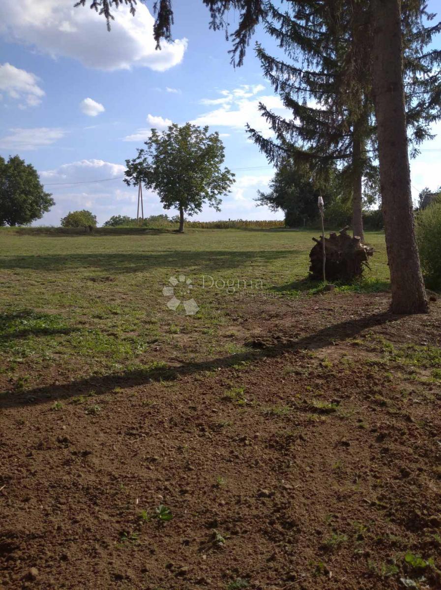 Zazidljivo zemljišče Beli Manastir, 2.036m2