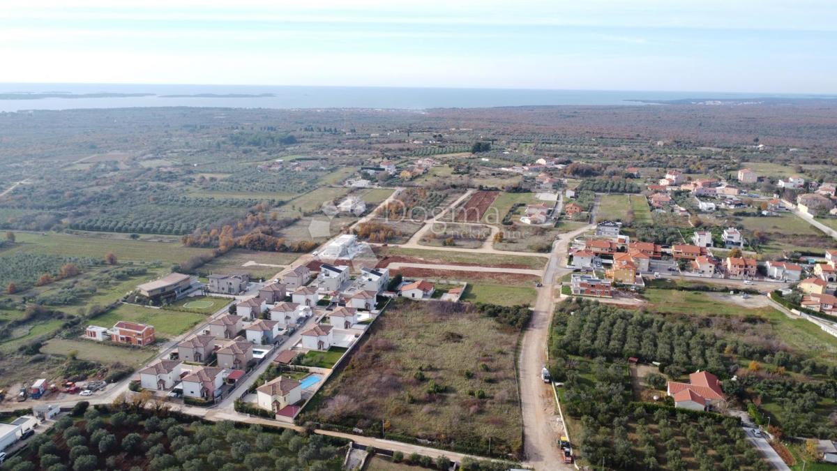 Zazidljivo zemljišče Vodnjan, 8.388m2