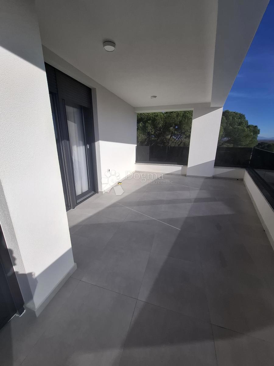 Hiša Crno, Zadar, 217m2