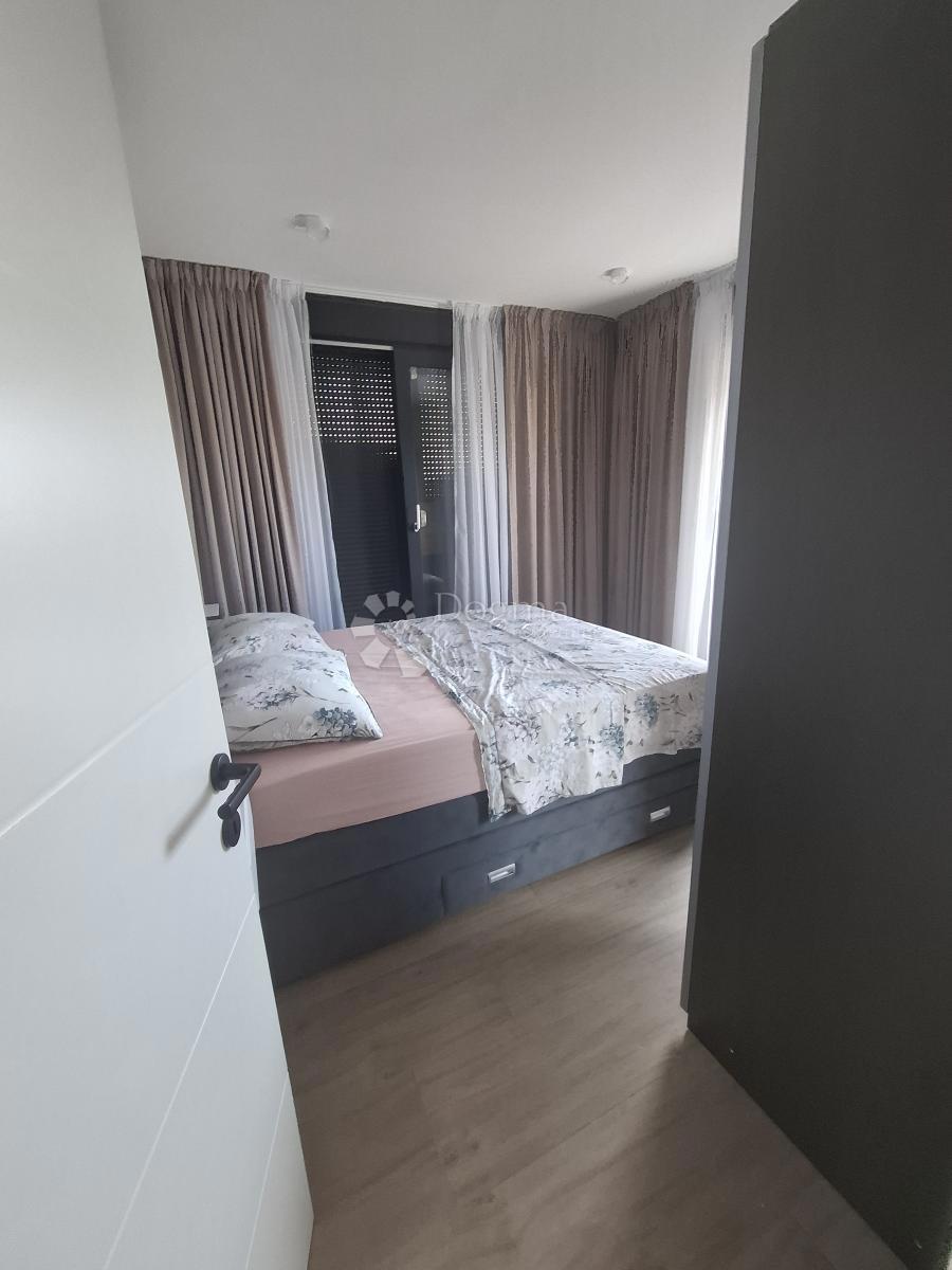 Hiša Crno, Zadar, 217m2