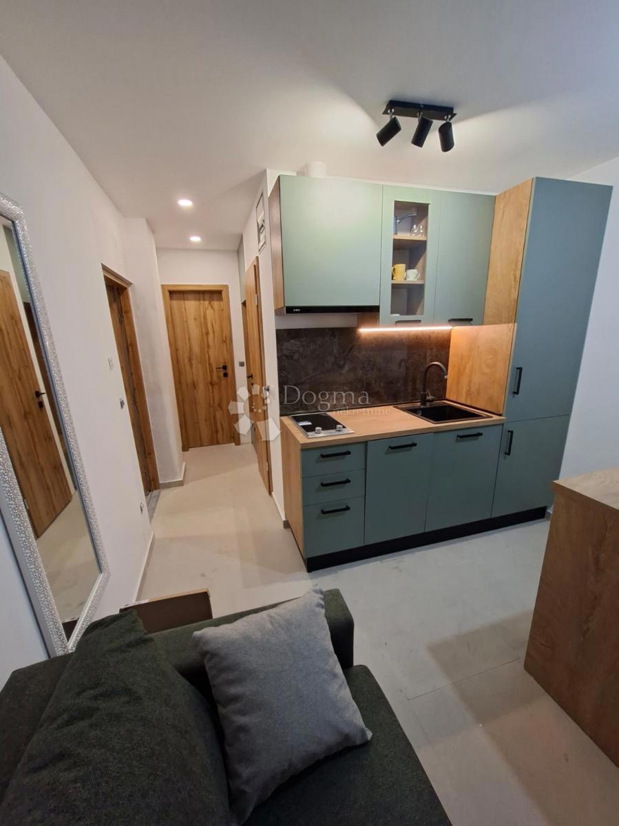 Hiša Valpovo, 305m2