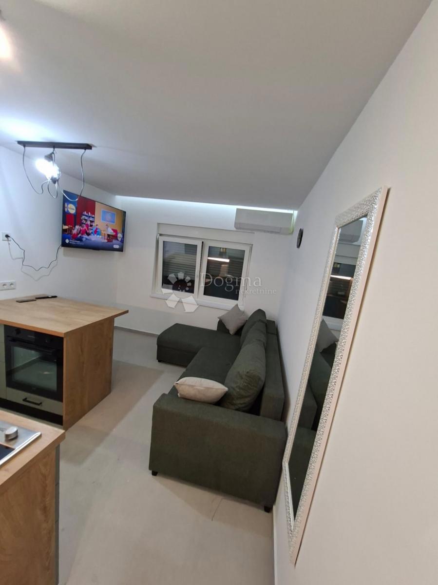 Hiša Valpovo, 305m2