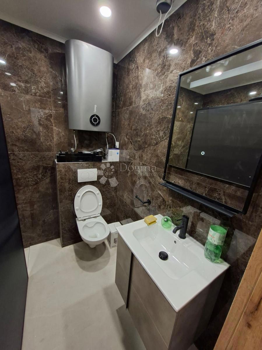 Hiša Valpovo, 305m2