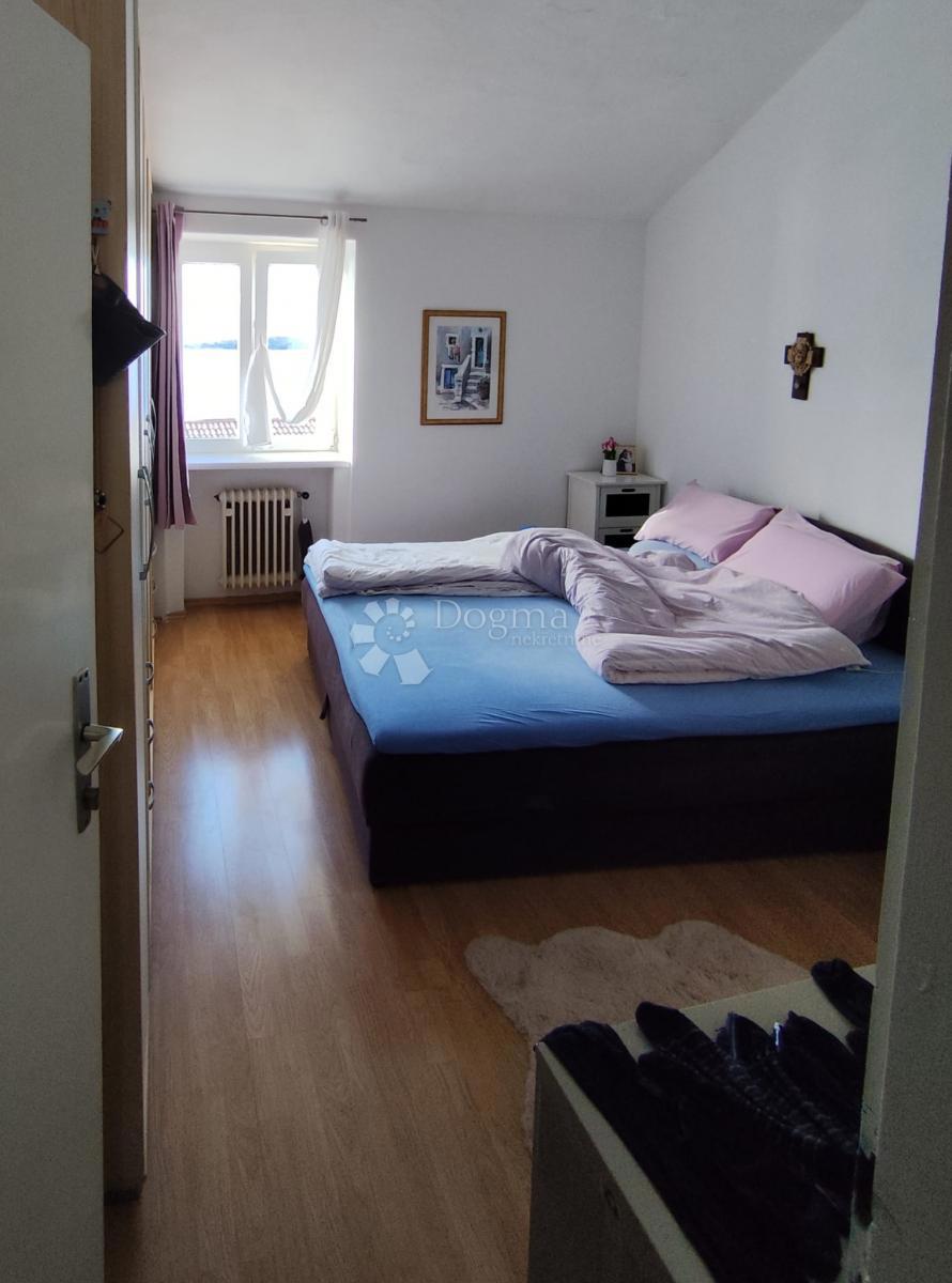 Hiša Primošten, 176m2