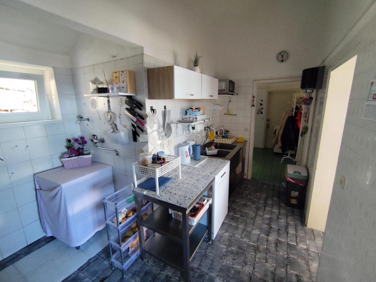 Hiša Primošten, 176m2